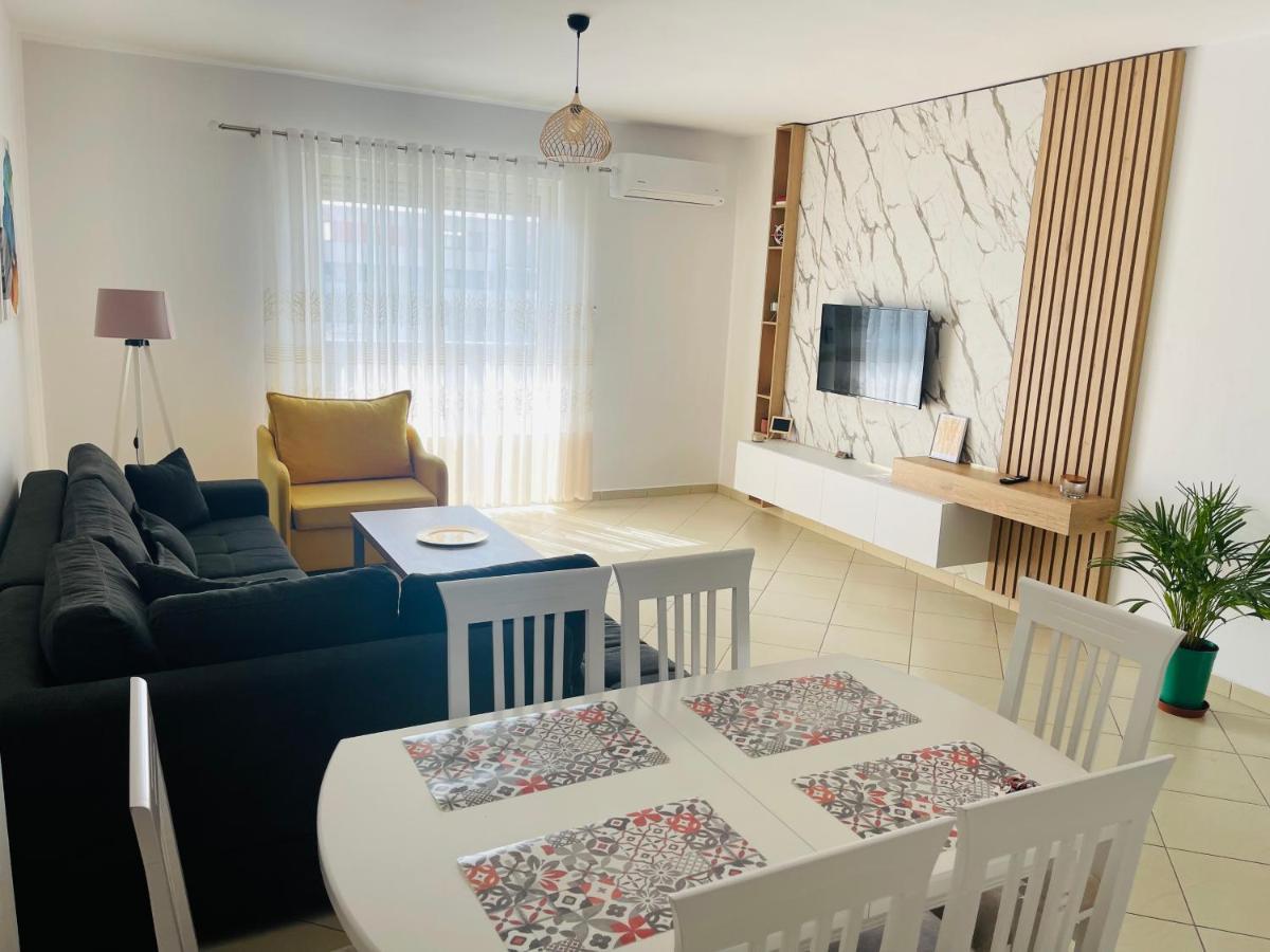 Blue Apartment Durres Luaran gambar